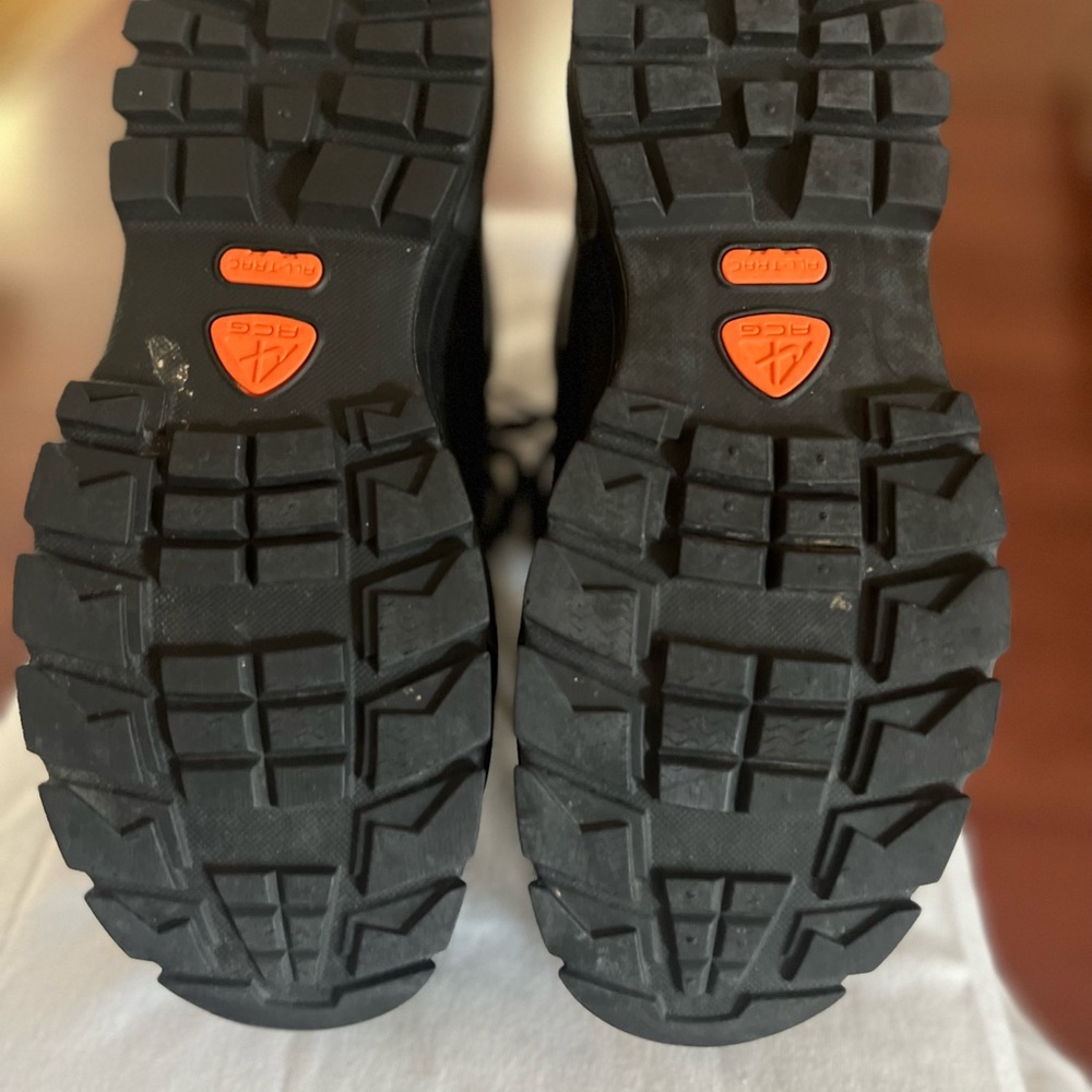 Men Nike Boots 8.5